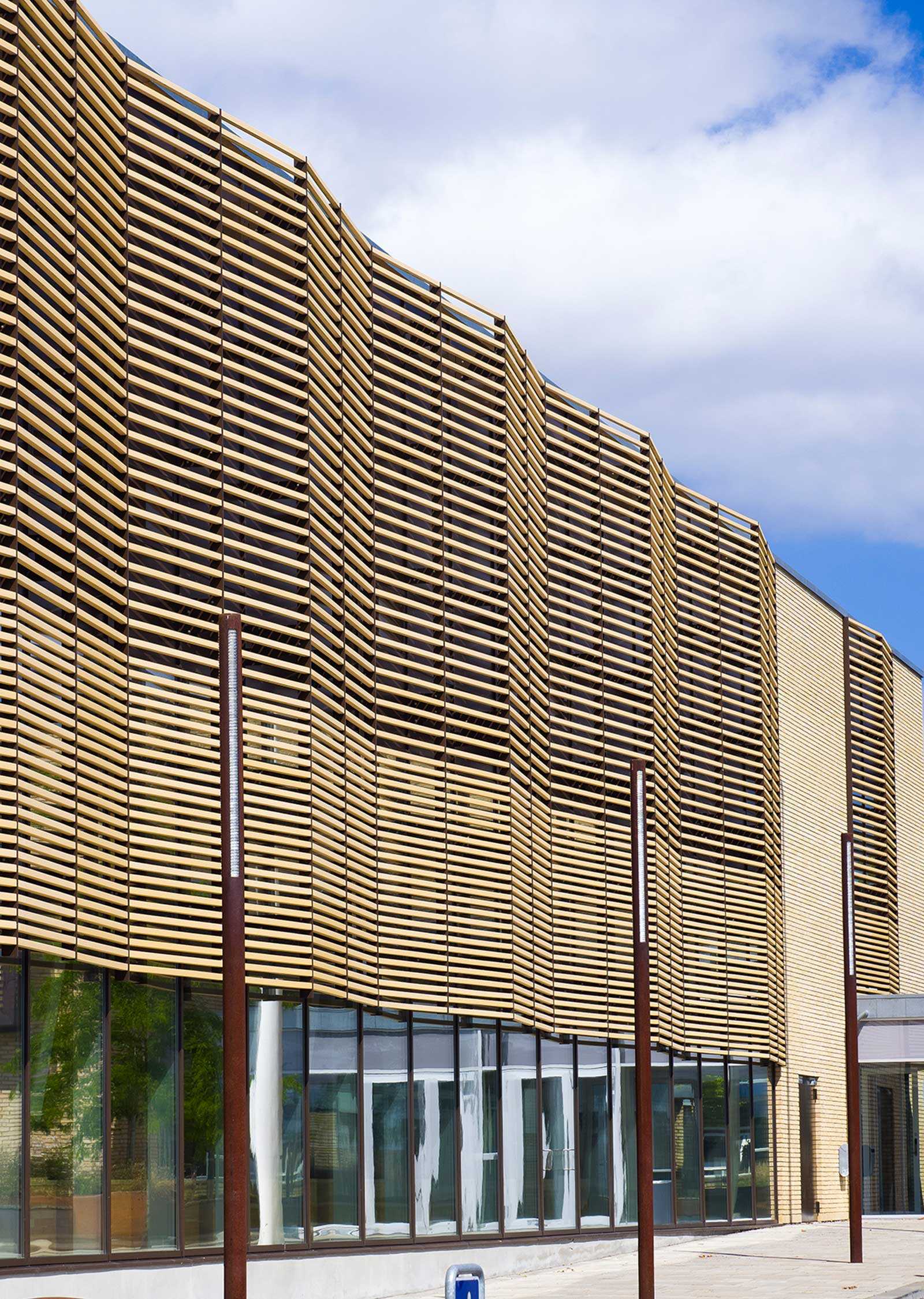 C2 element facade af Nyborg gymnasium